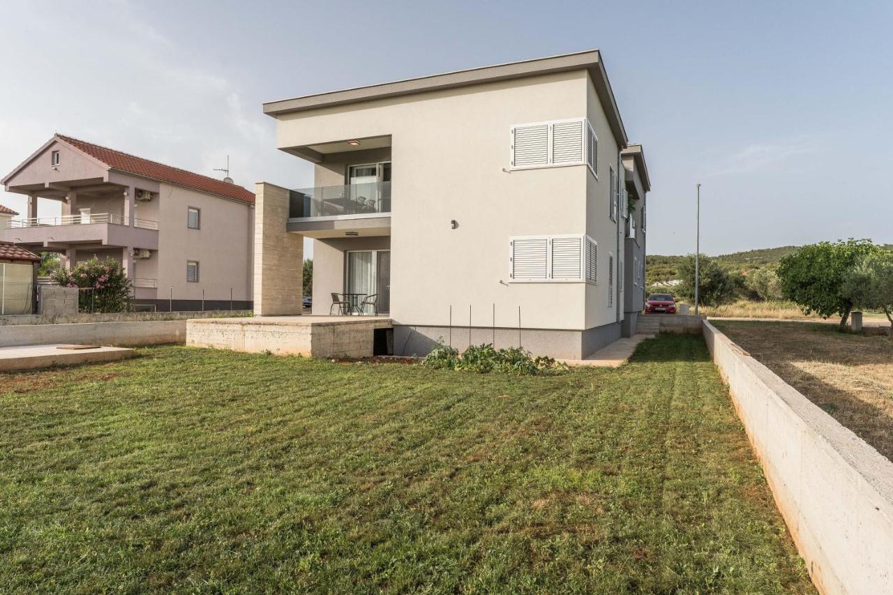 Luxury D Apartments Бибинє Екстер'єр фото