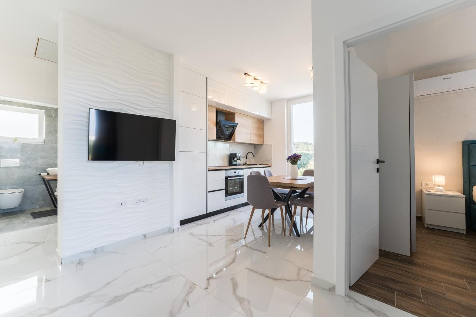Luxury D Apartments Бибинє Номер фото