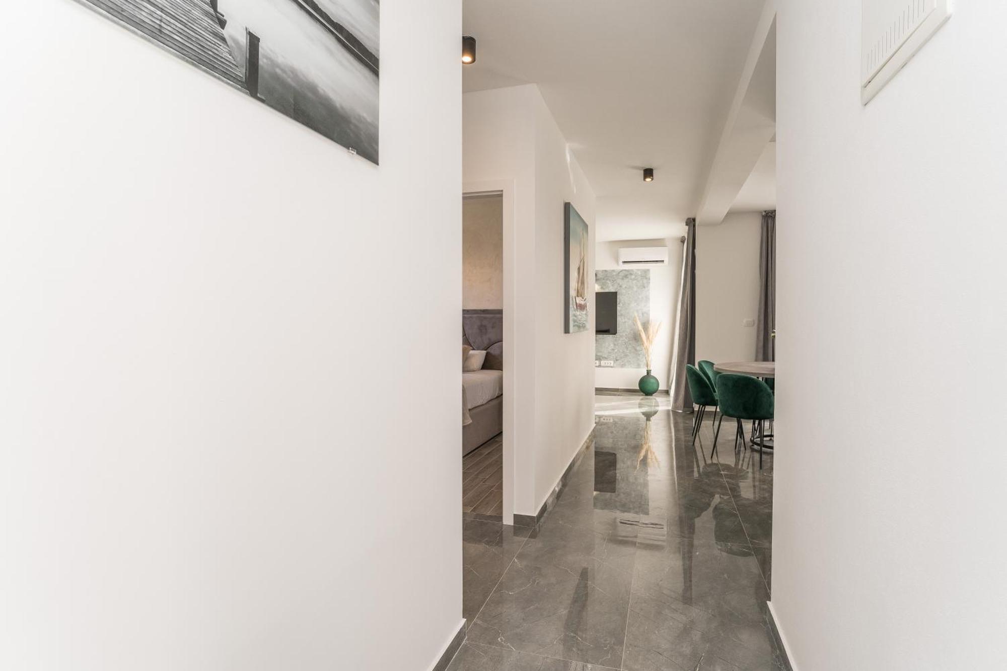 Luxury D Apartments Бибинє Номер фото