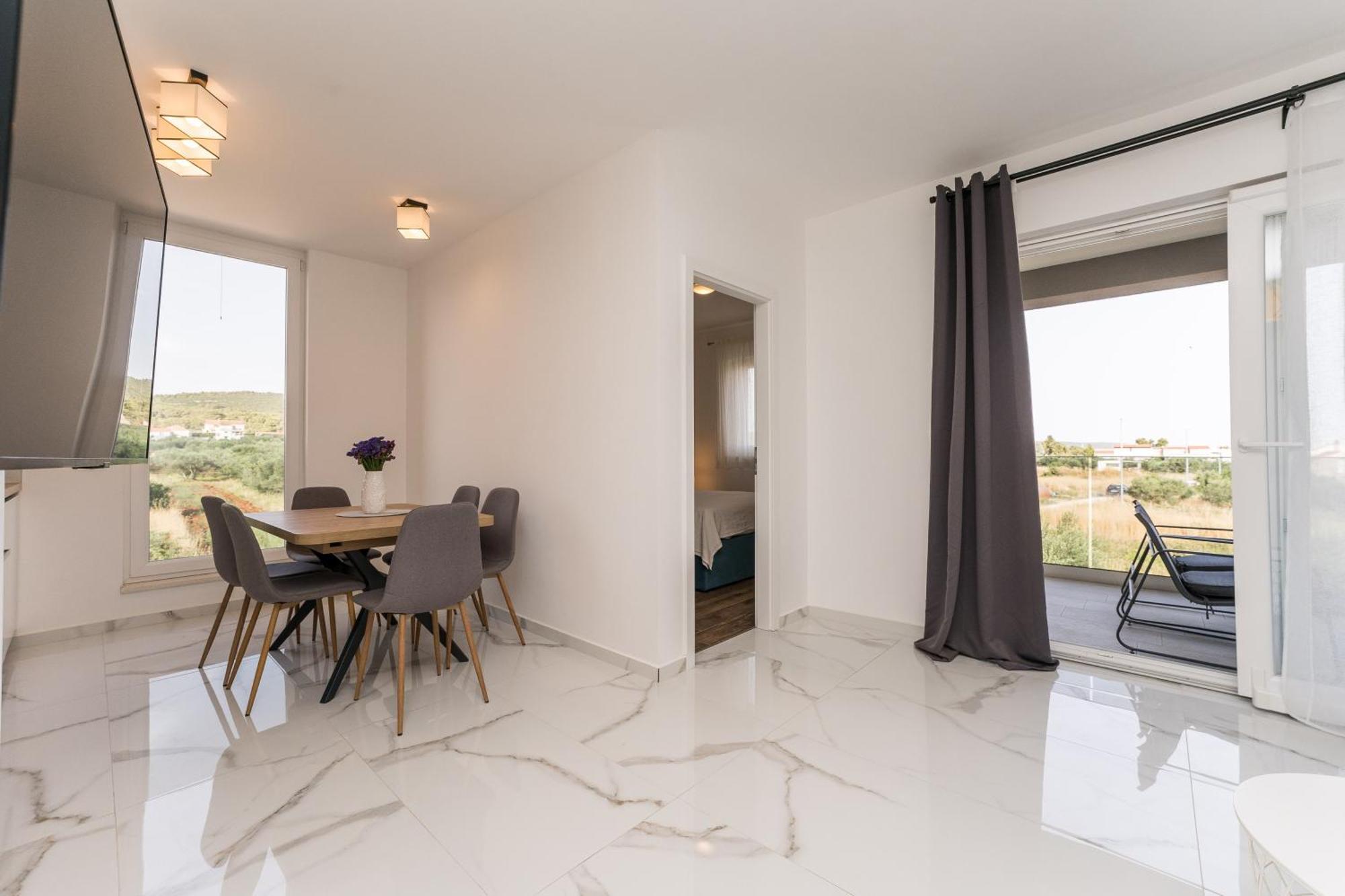 Luxury D Apartments Бибинє Номер фото
