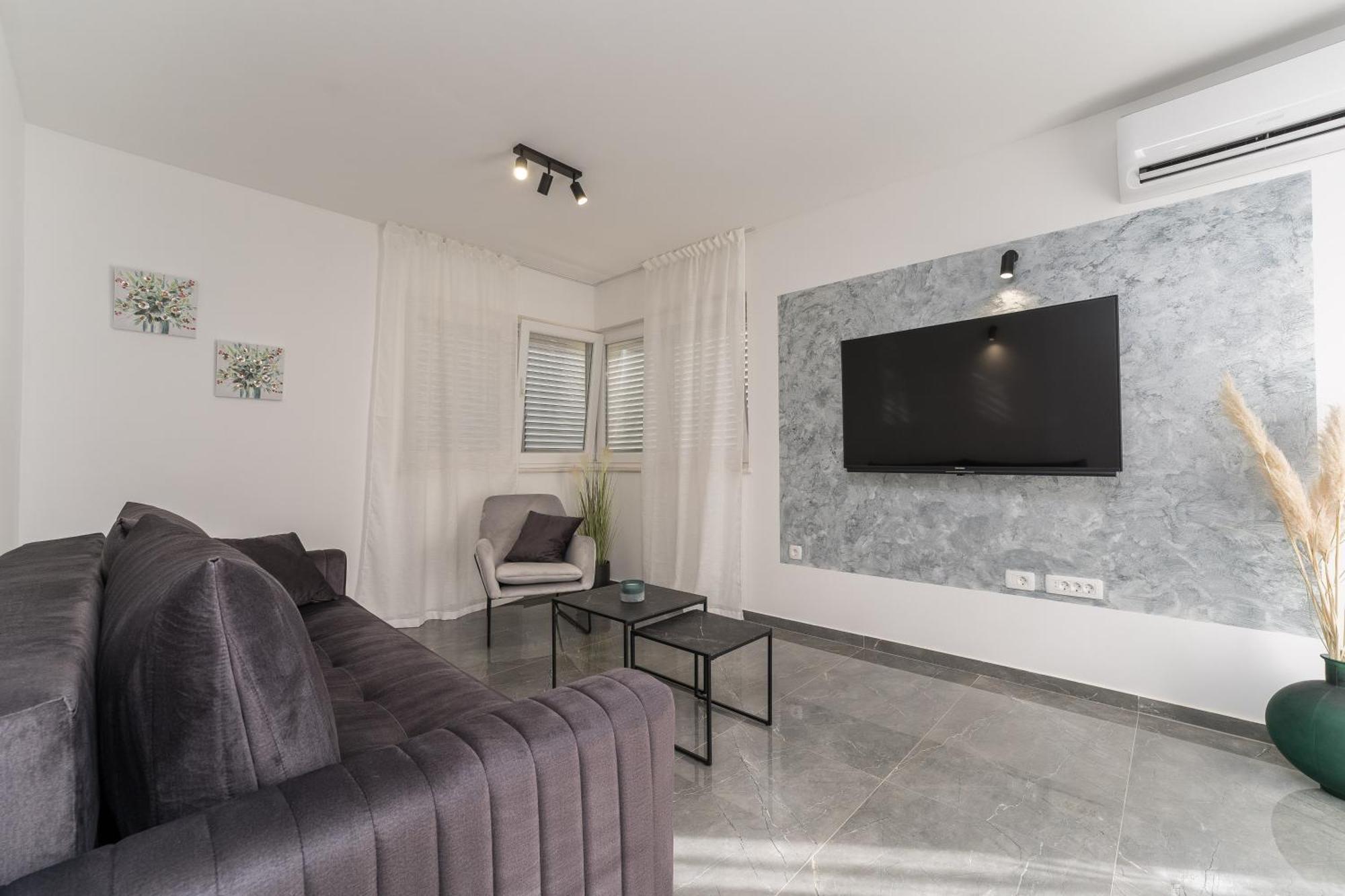 Luxury D Apartments Бибинє Номер фото