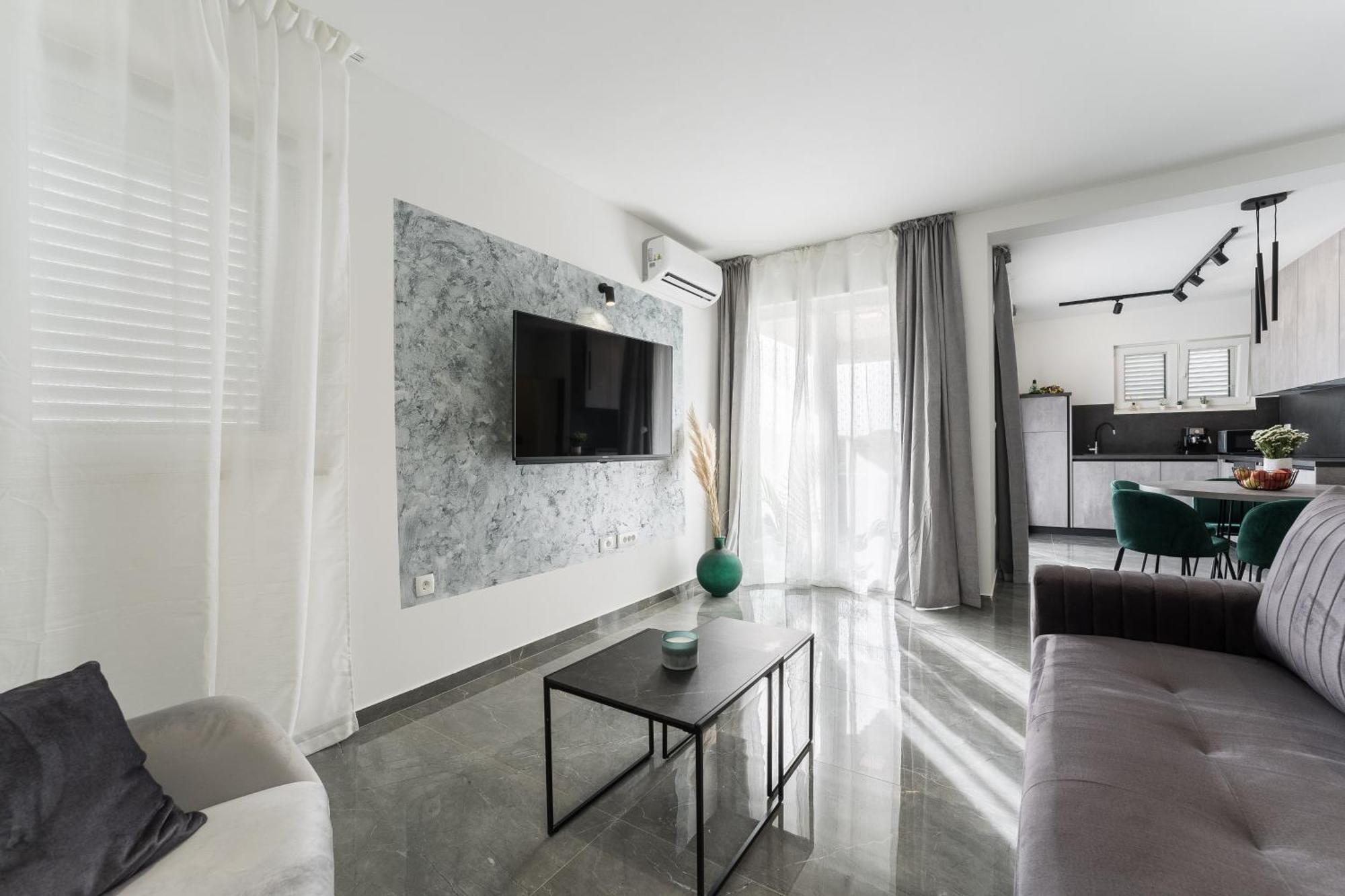 Luxury D Apartments Бибинє Номер фото
